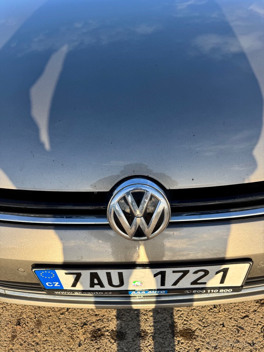 VW Golf Variant 1.6 TDI DSG Highline – kombi - 8