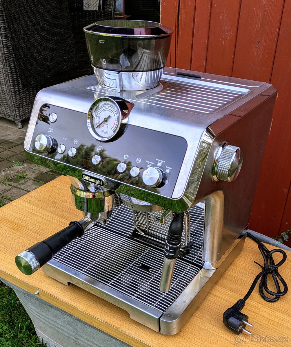 Kávovar DeLonghi La Specialista EC 9335.M - LEVNĚ - 8