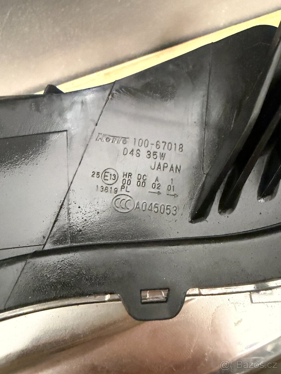 Světlomety Mitsubishi Pajero facelift 2012–2021 - 8