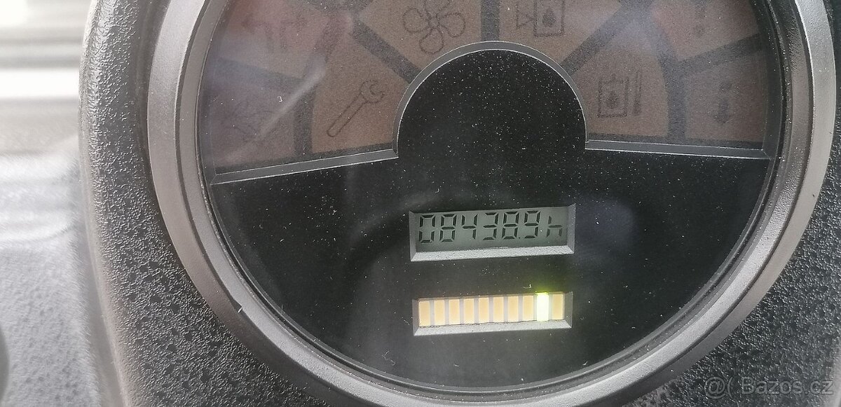 LINDE E40P-02 triplex, boční posuv AKU - 8