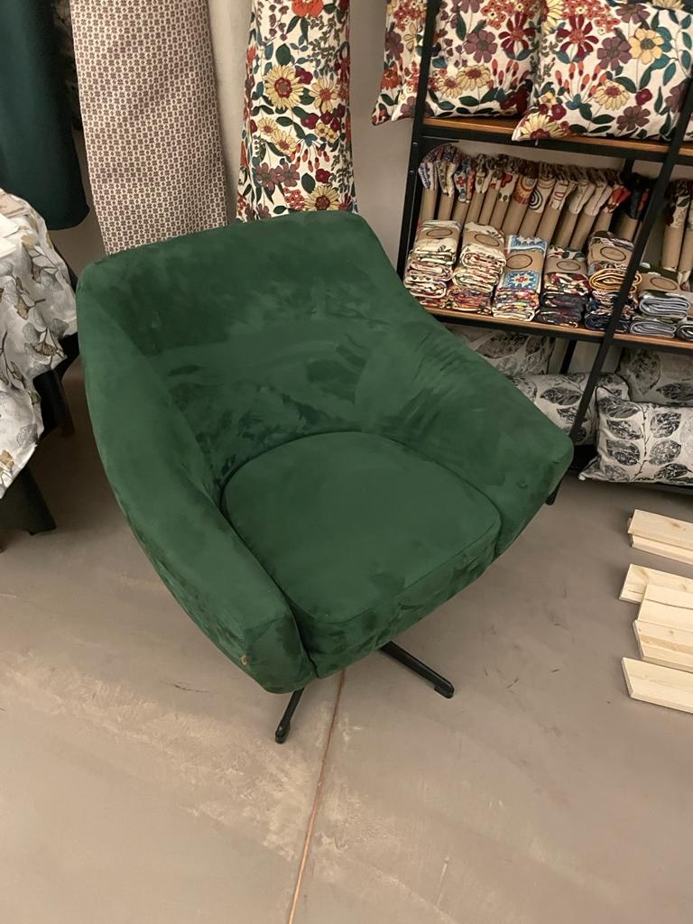 Otočné retro křeslo po kompletní renovaci. - 8