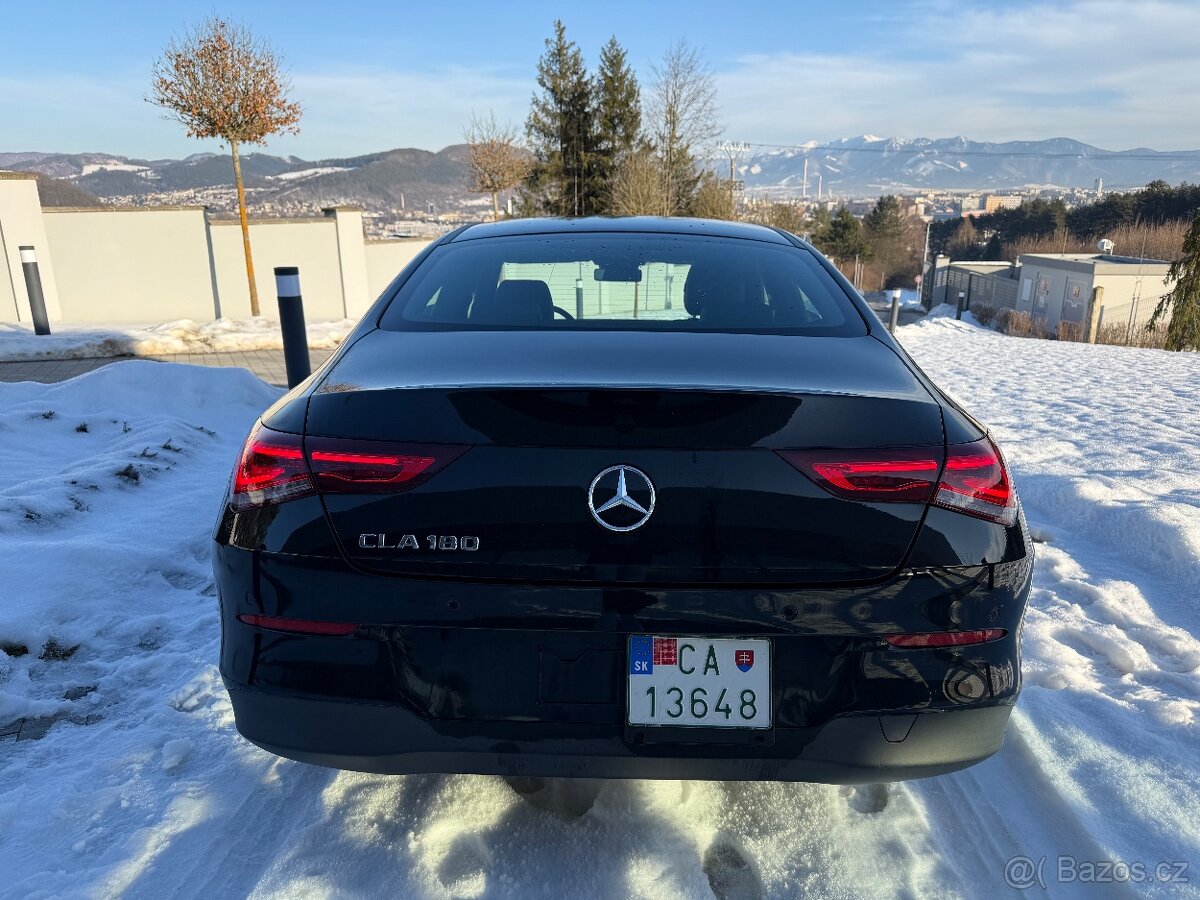 2021 Mercedes CLA 180 benzin - 8