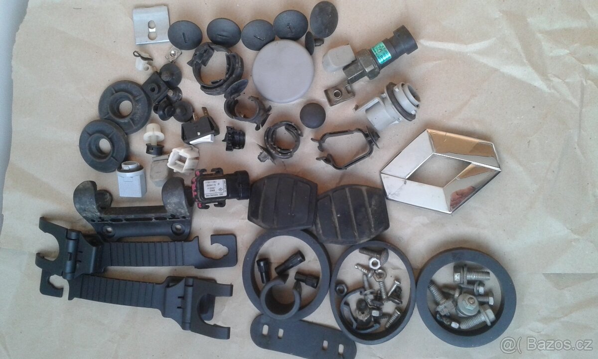 Autolékárničky, žárovky, bezpeč.výbava, stěrače aj. - 8