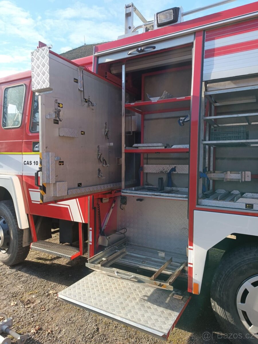 Hasičské auto - požární vozidlo - 8