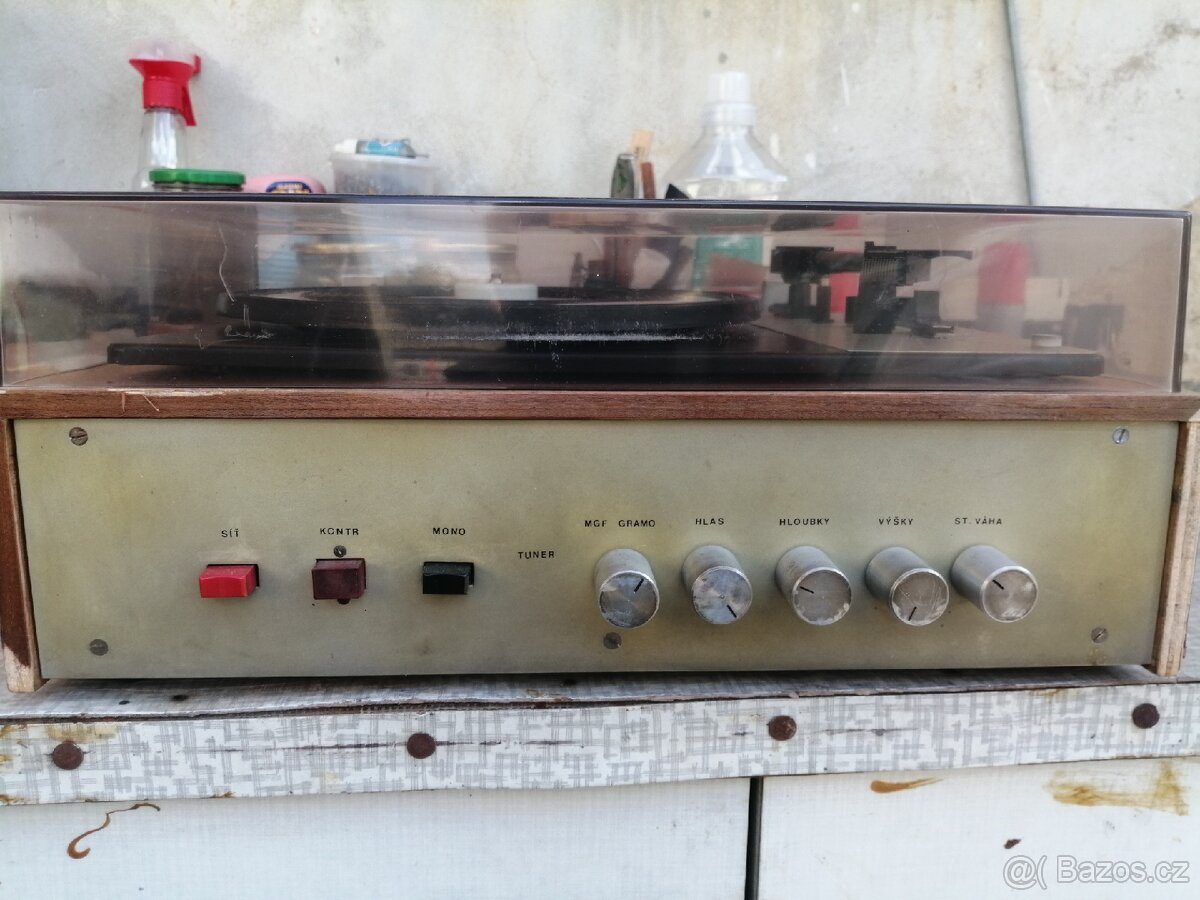 Prodam historicka radia - 8