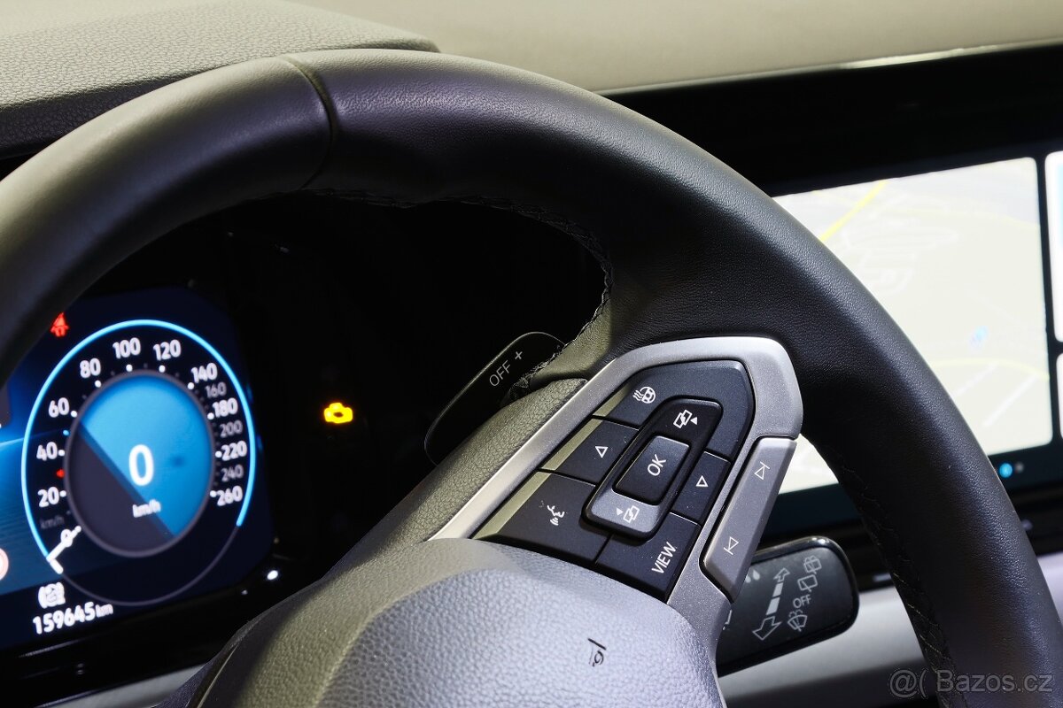 VW Golf 8 Variant 2.0 TDI DSG ACC Virtual - Zálohováno - 8