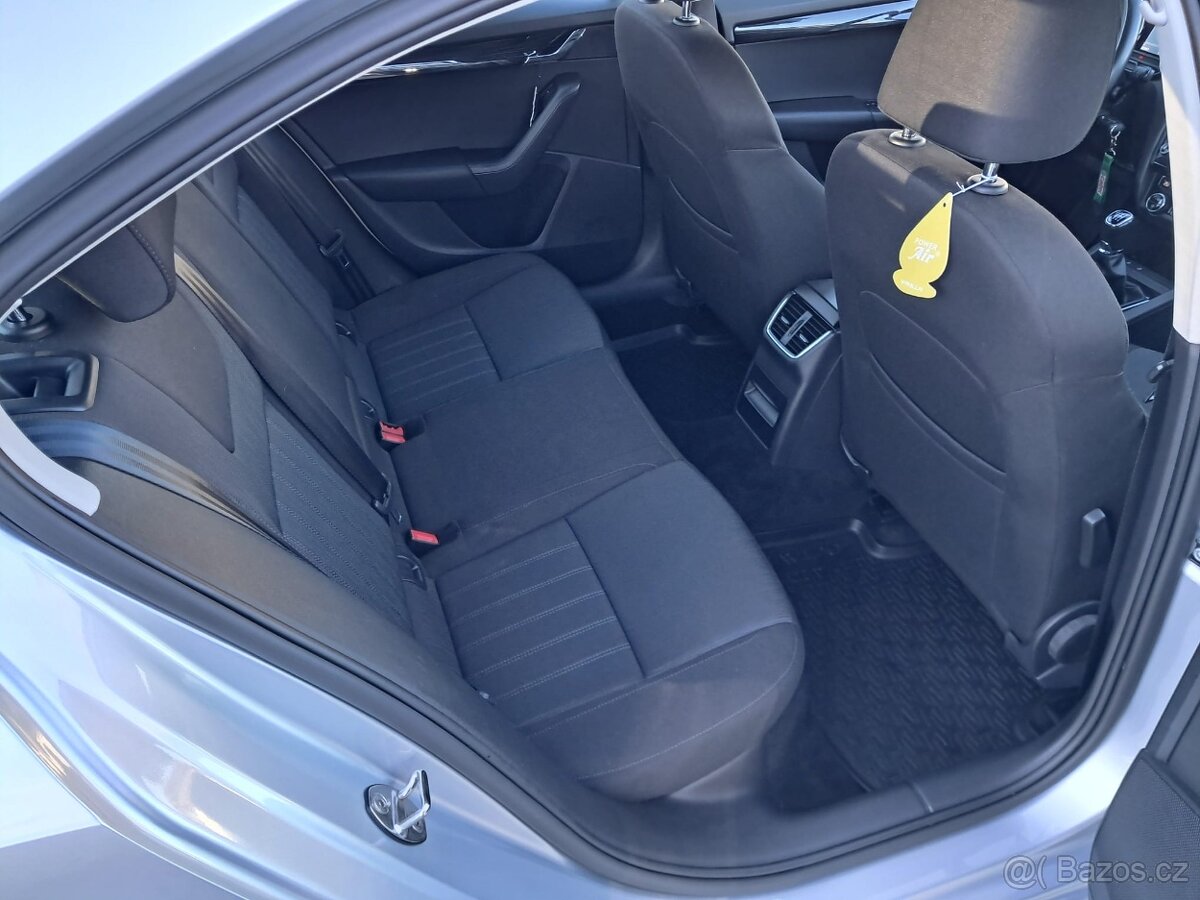 Škoda Octavia 2.0 TDI Style - 8