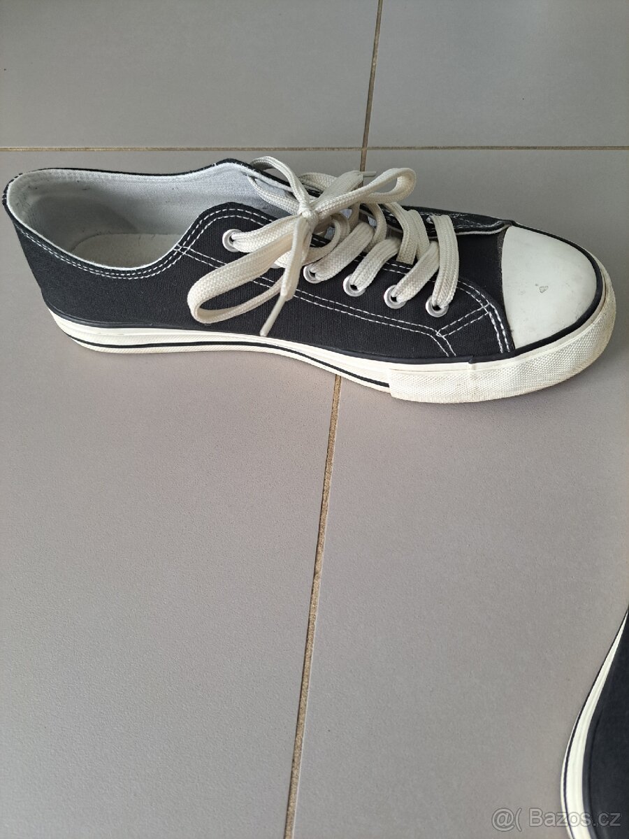 Lidičky, vel. 40 (6.5) - 8