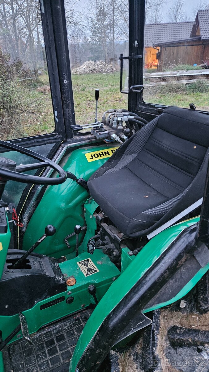malotraktor JOHN DEER YM 2310 D, výkon 28 HP, 1500 cm3 - 8