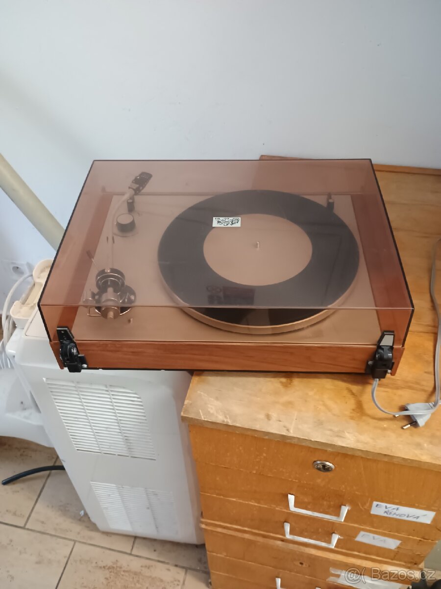 Gramofon Tesla NC 440 - 8