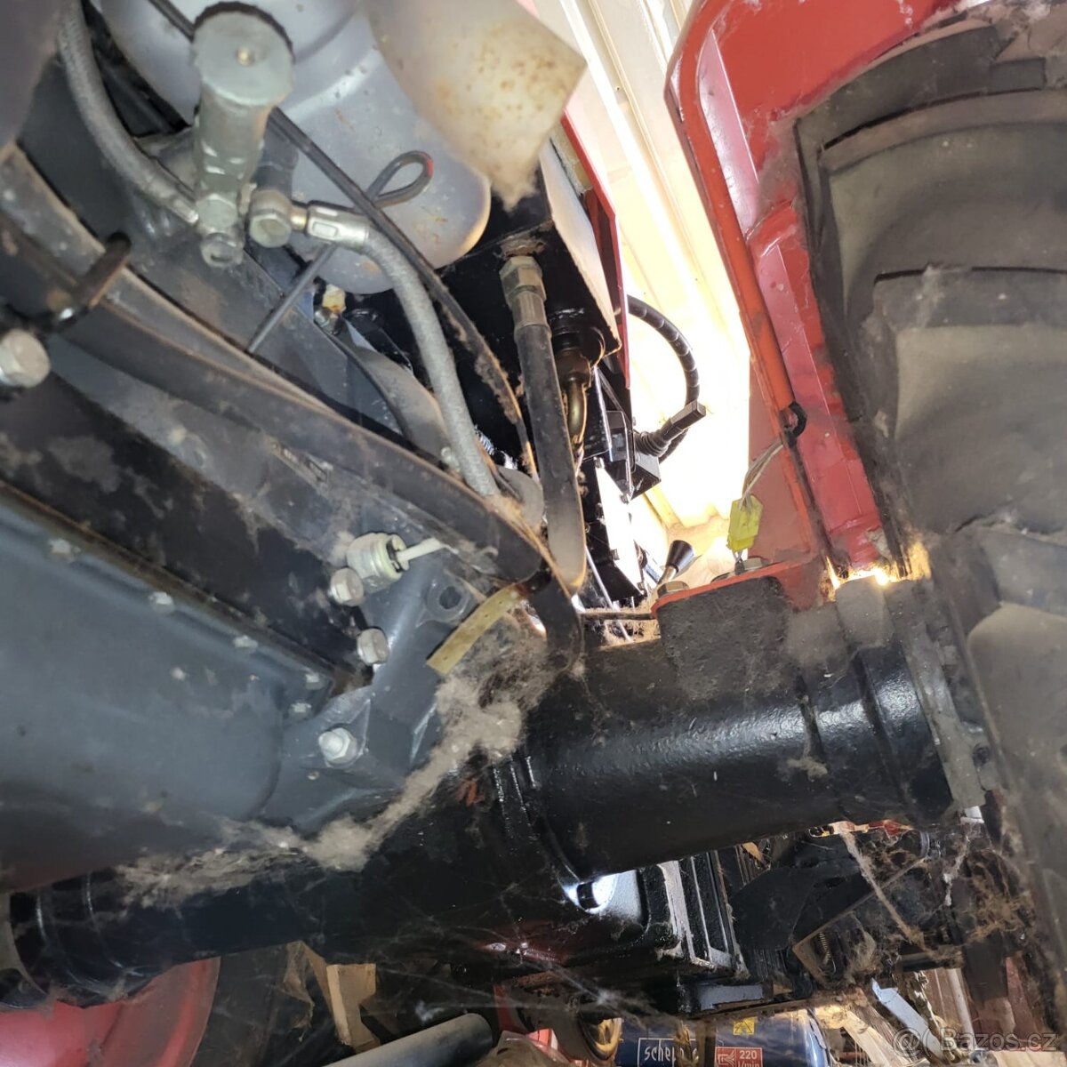 Predám malotraktor Slavia TV824S - 8