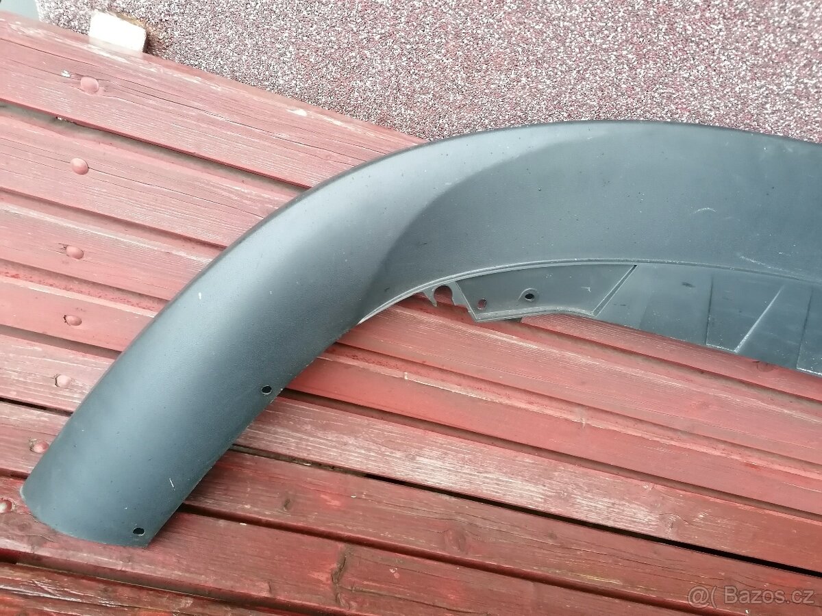 Volkswagen Passat b6 spojler - 8