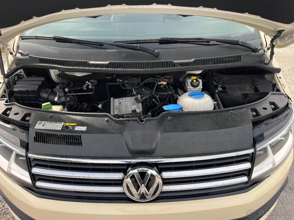Volkswagen Caravelle Bus T6 - 8