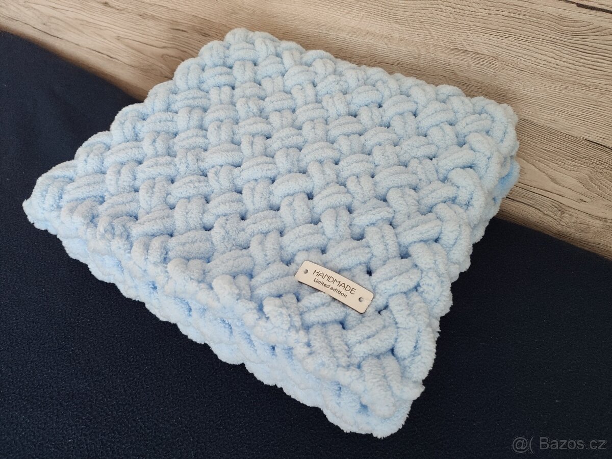 Pletená dětská deka svetlomodrá - 8