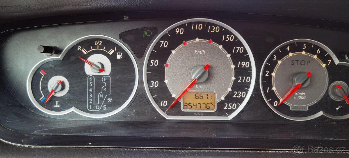 Citroen C5 2.0 HDI 100kw automat - 8