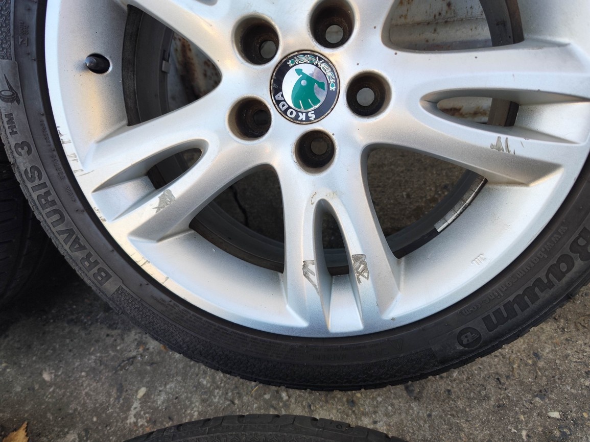 16"letní alu sada Atria 5x100 origo Škoda Fabia 2 Roomster - 8