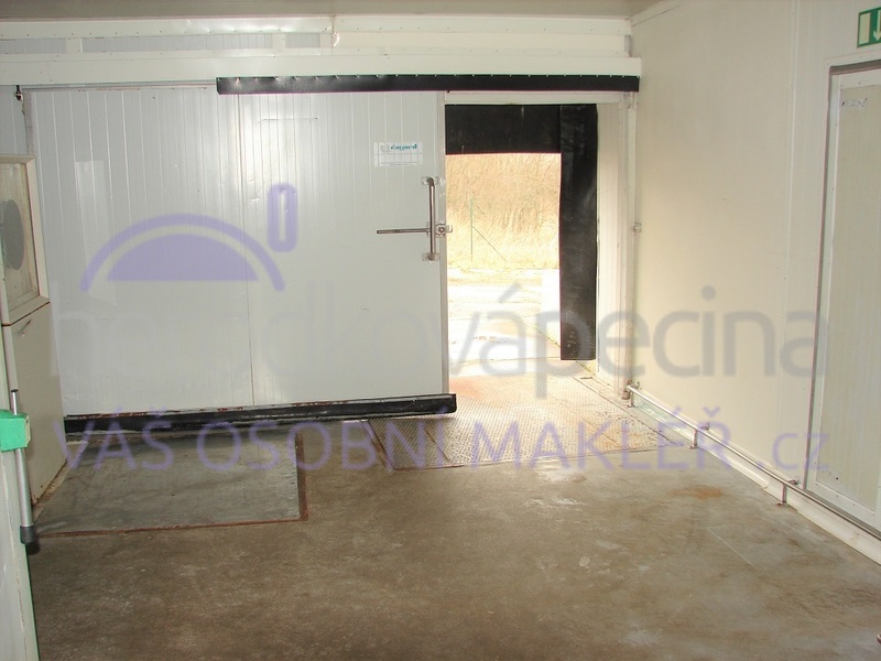 Výrobní a skladovací areál k potravinářské výrobě Strabenice - 8