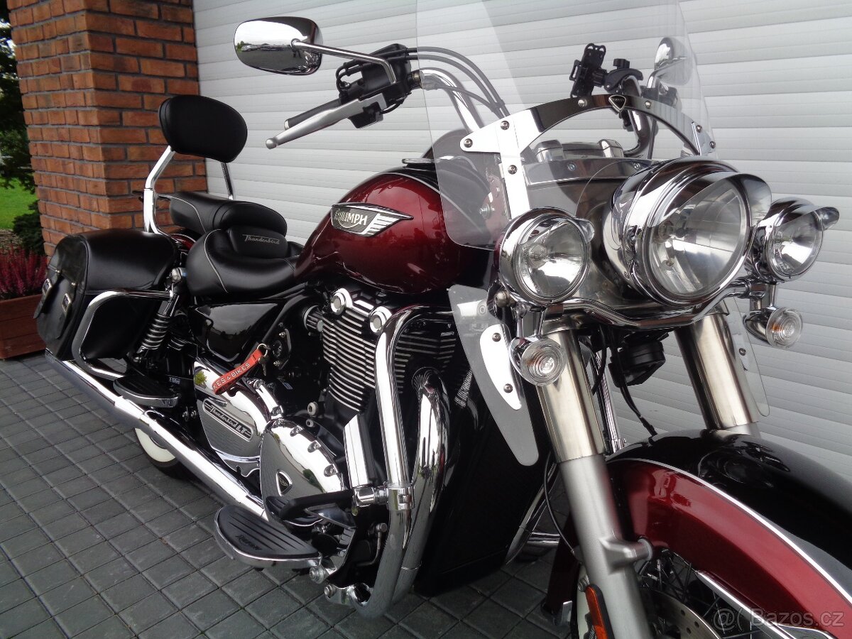TRIUMPH Thunderbird 1700 LT - ABS. 2014. Vybavený. - 8