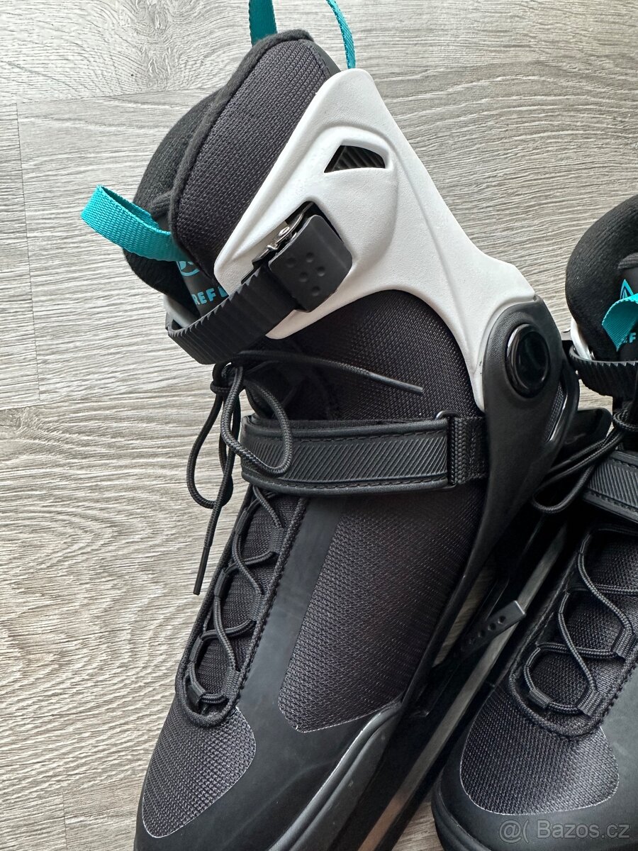 Lední brusle Firefly Phoenix III vel. 42 - 8