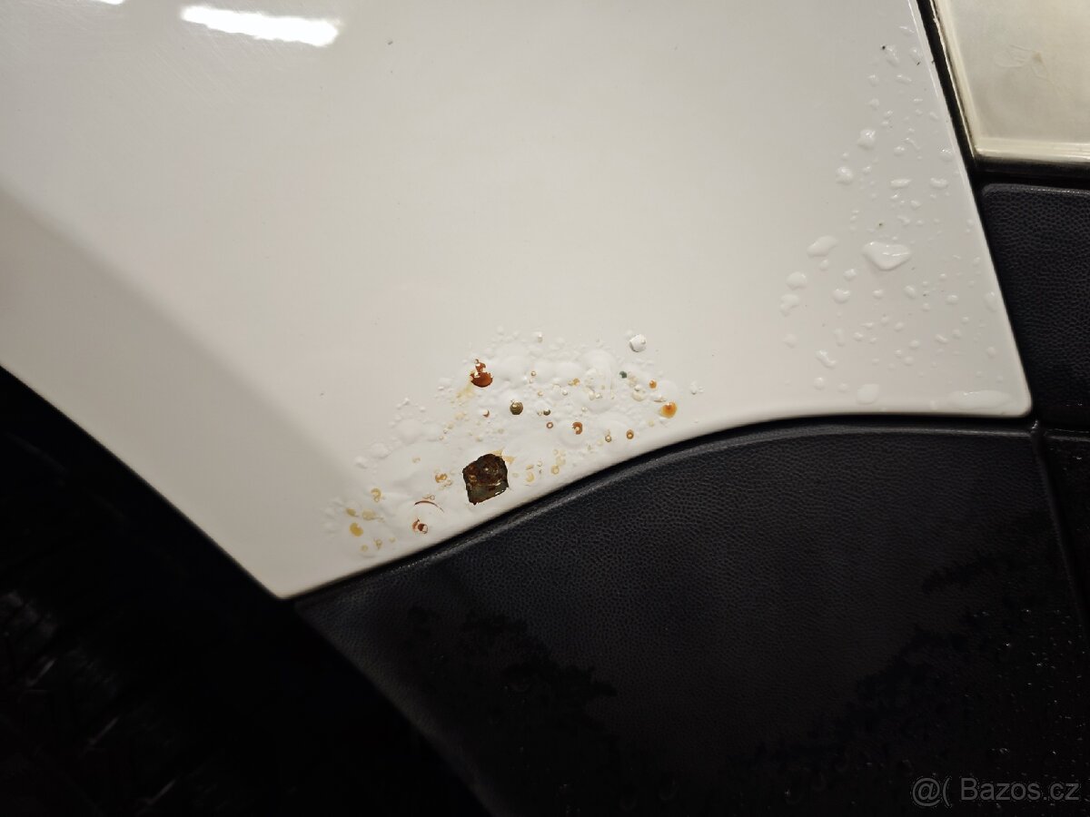 Prodám Volkswagen Fox - 8