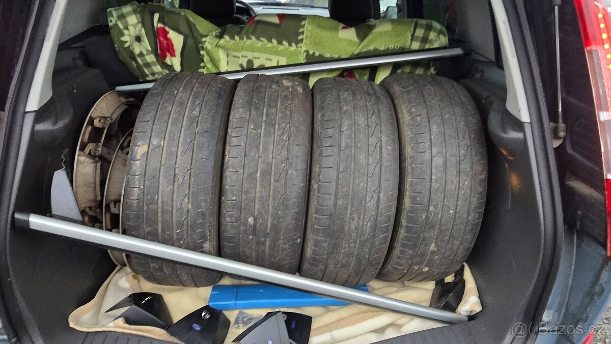 FORD C-MAX 1.6 16V TITANIUM 1MAJITEL V ČR - 8