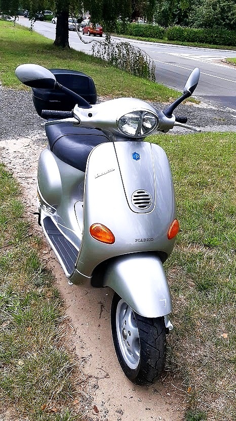 Vespa ET4 125 - 8