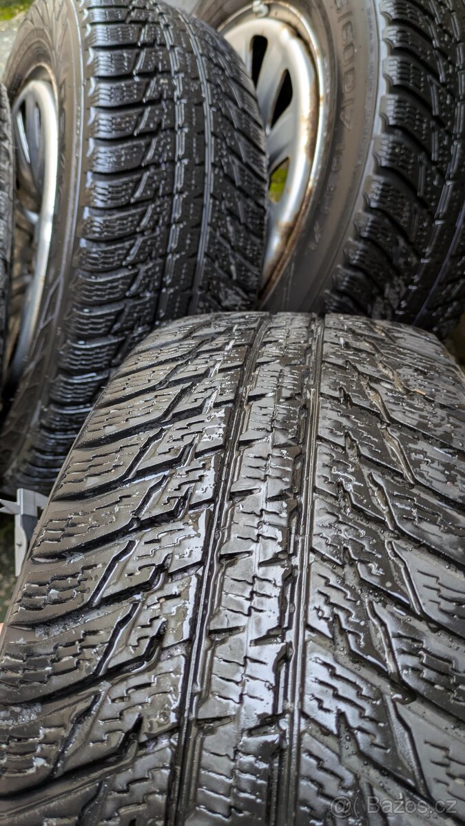 Sada zimních pneu Nokian 225/60 R17 103H XL na discích - 8