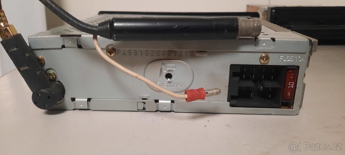 Autorádio Panasonic a VDO Dayton - 8