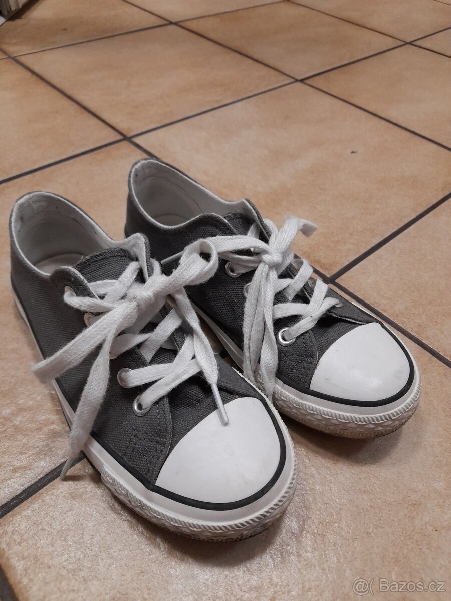 Tenisky, polobotky, žabky - 8