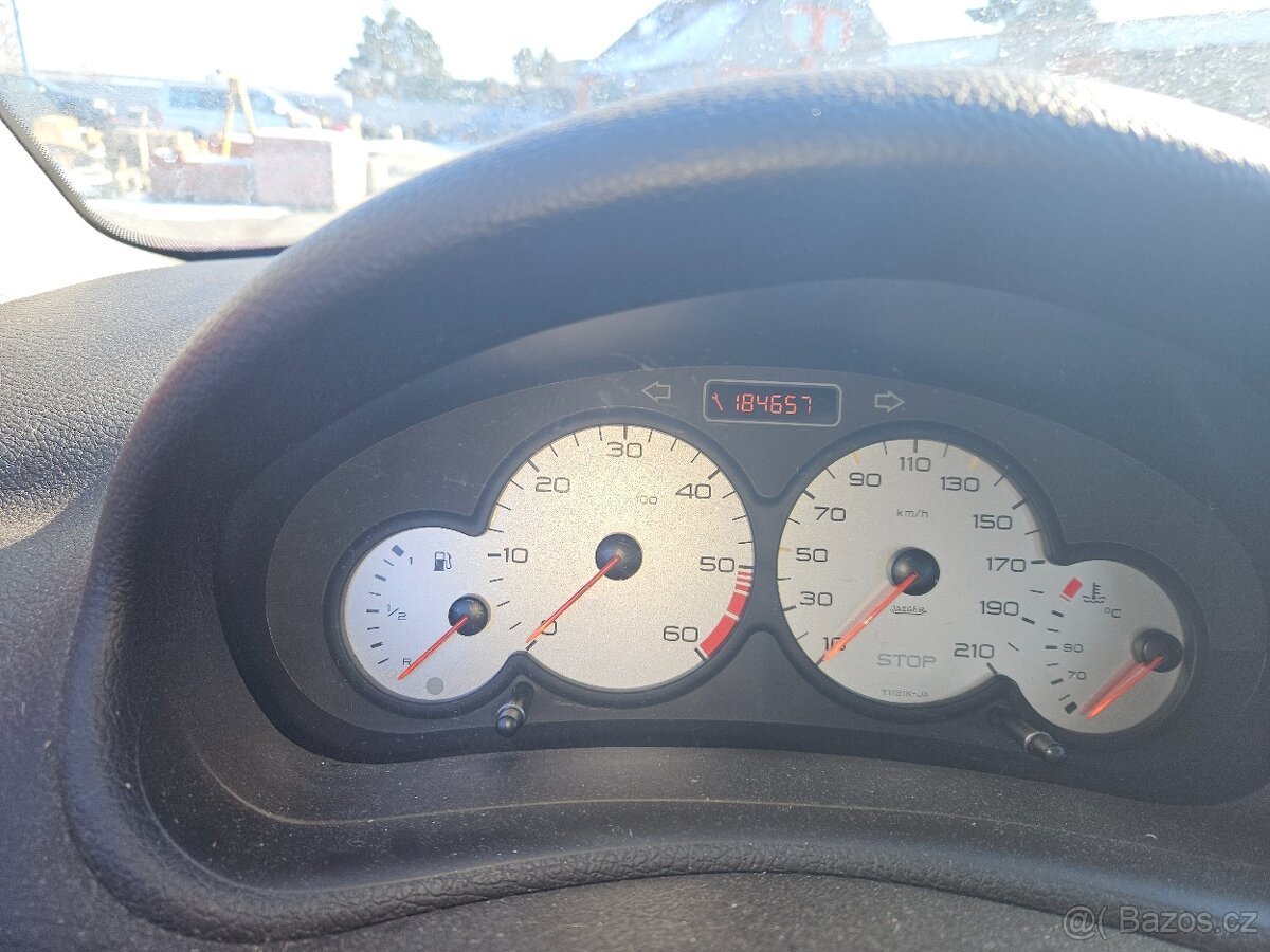 Peugeot 206 1.4HDI 5 dveří r.v.2003 - 8