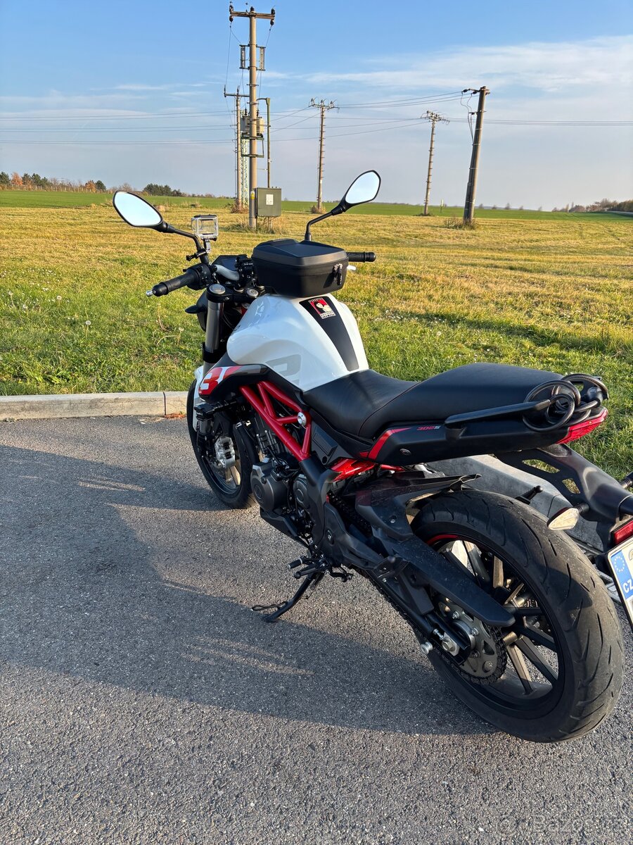 Benelli 302s ABS - 8