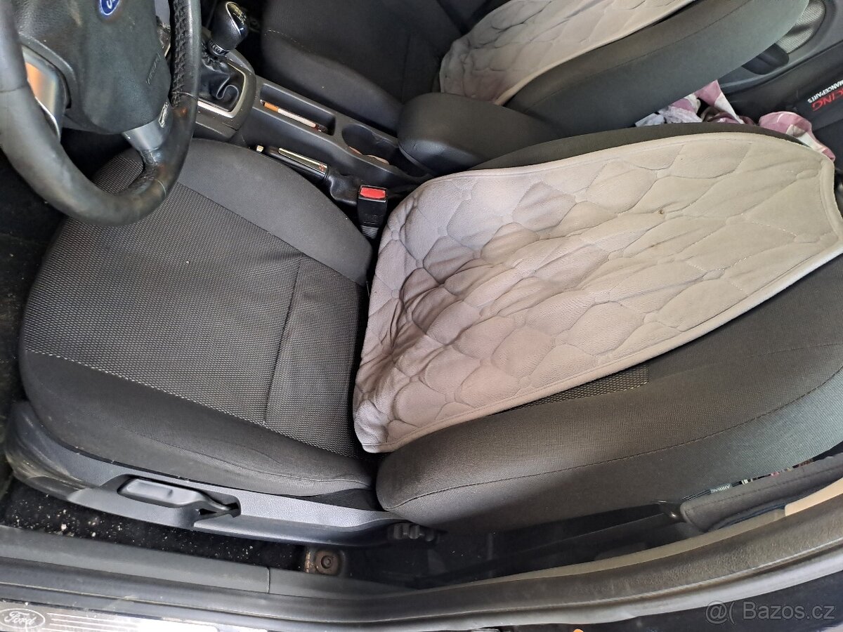 Ford Focus 1.6 TDCi ~ Díly - 8