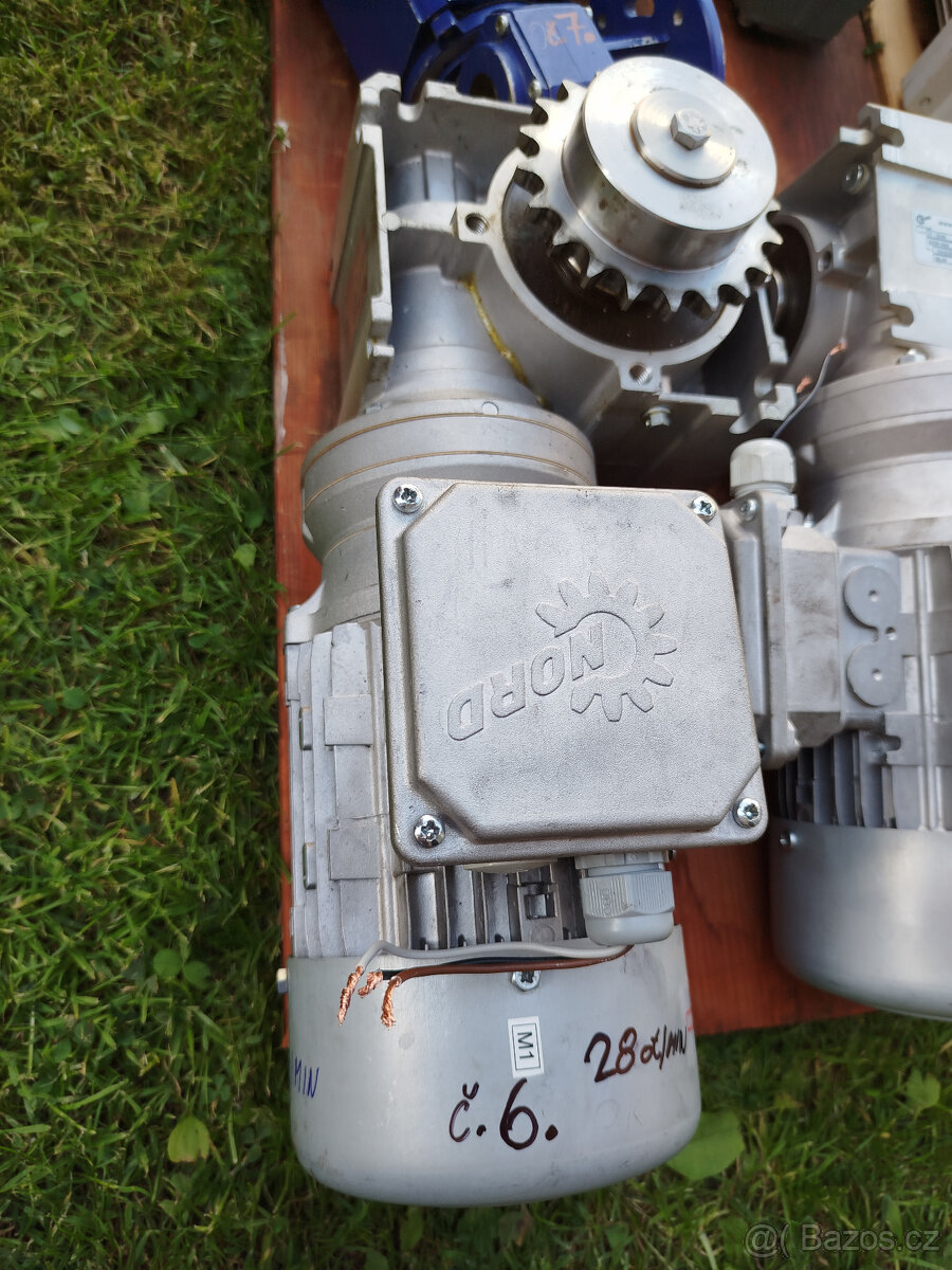 elektromotory s převodovkami - 8