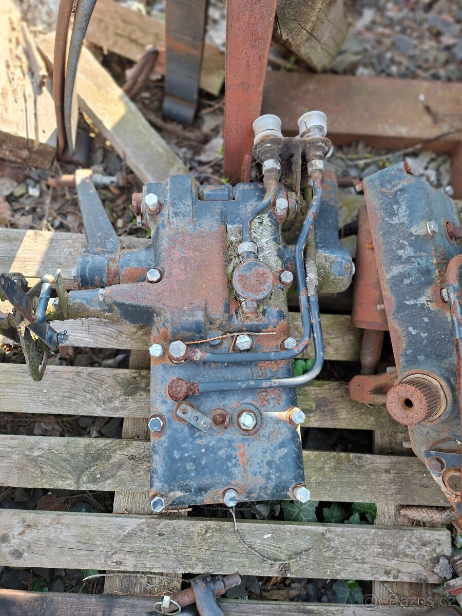 Zetor uřI díly - 8