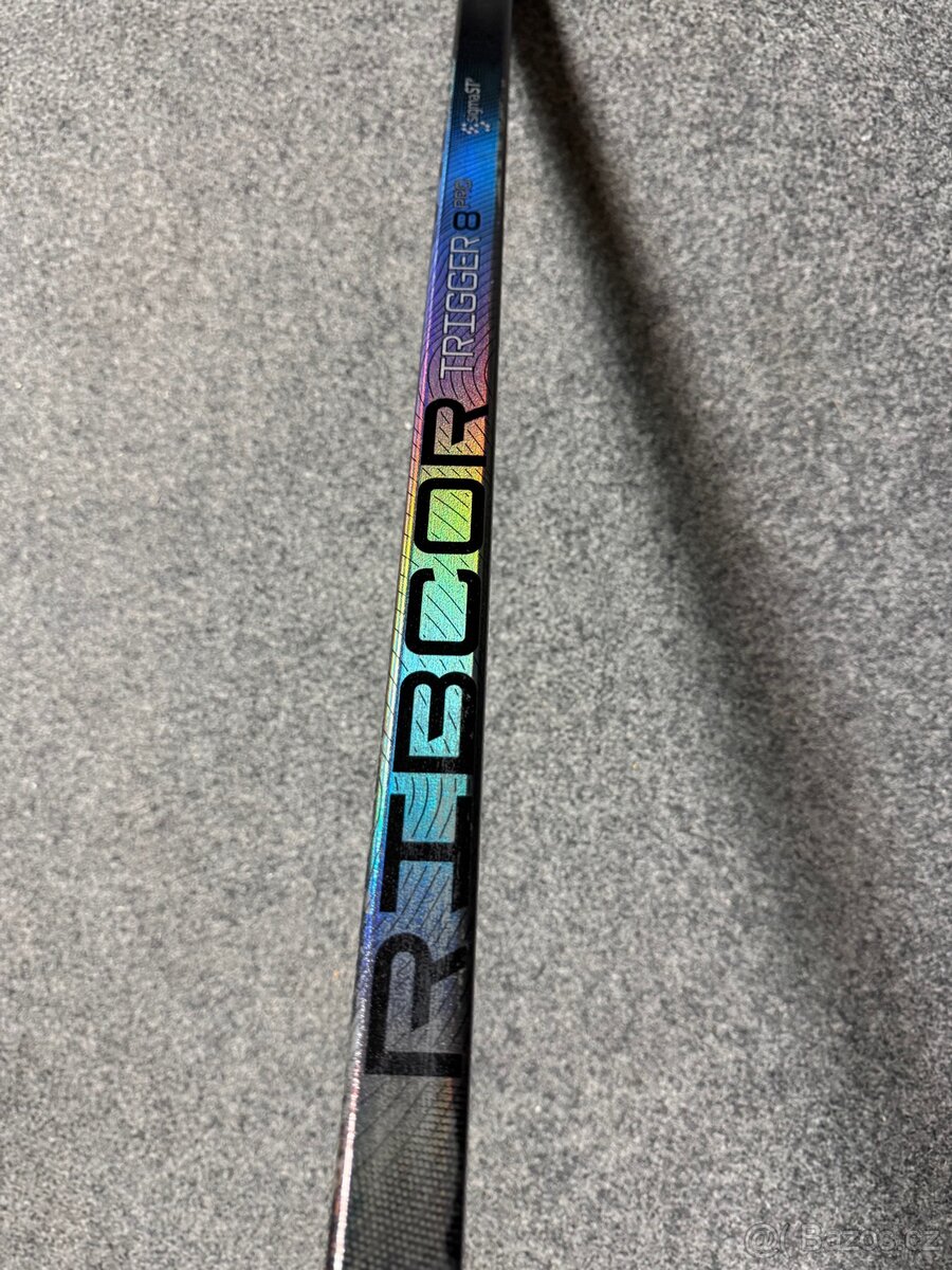 Nová kompozitová hokejka CCM TRIGGER 8 pro - 8