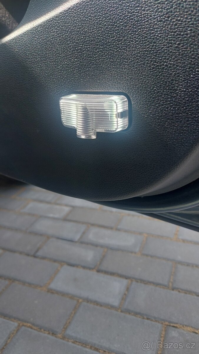 LED projektory Octavia 3, Karoq, Kodiaq, Yeti - 8