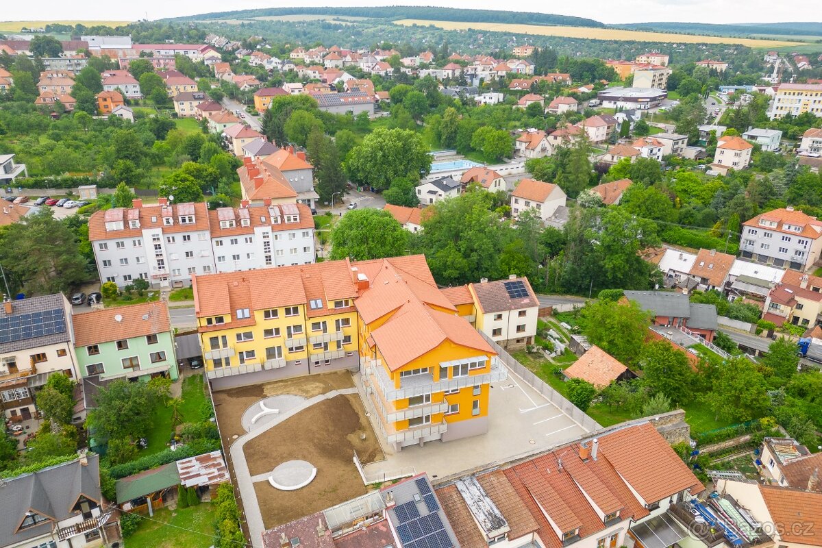 Pronájem bytu 1+kk Uherský Brod - 8