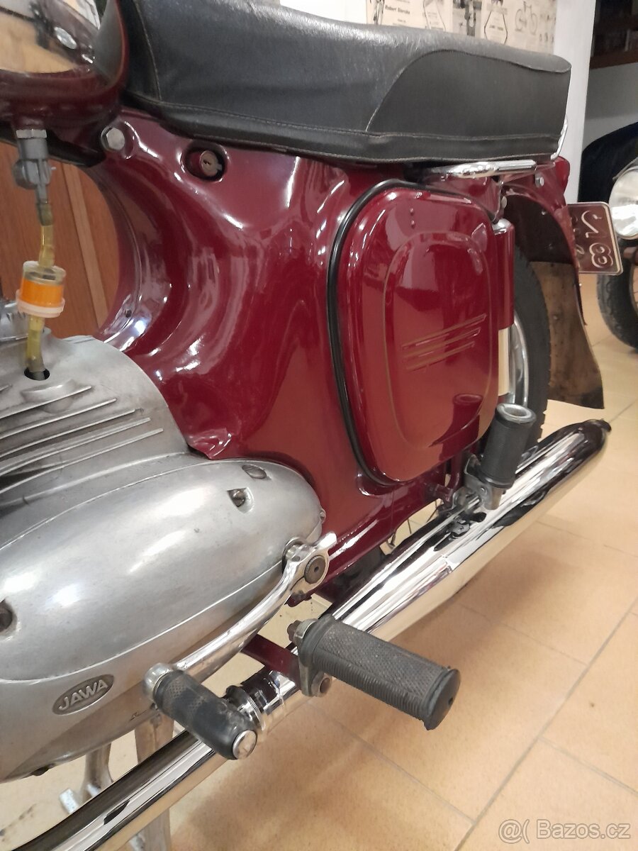 Jawa 250/559 - 8