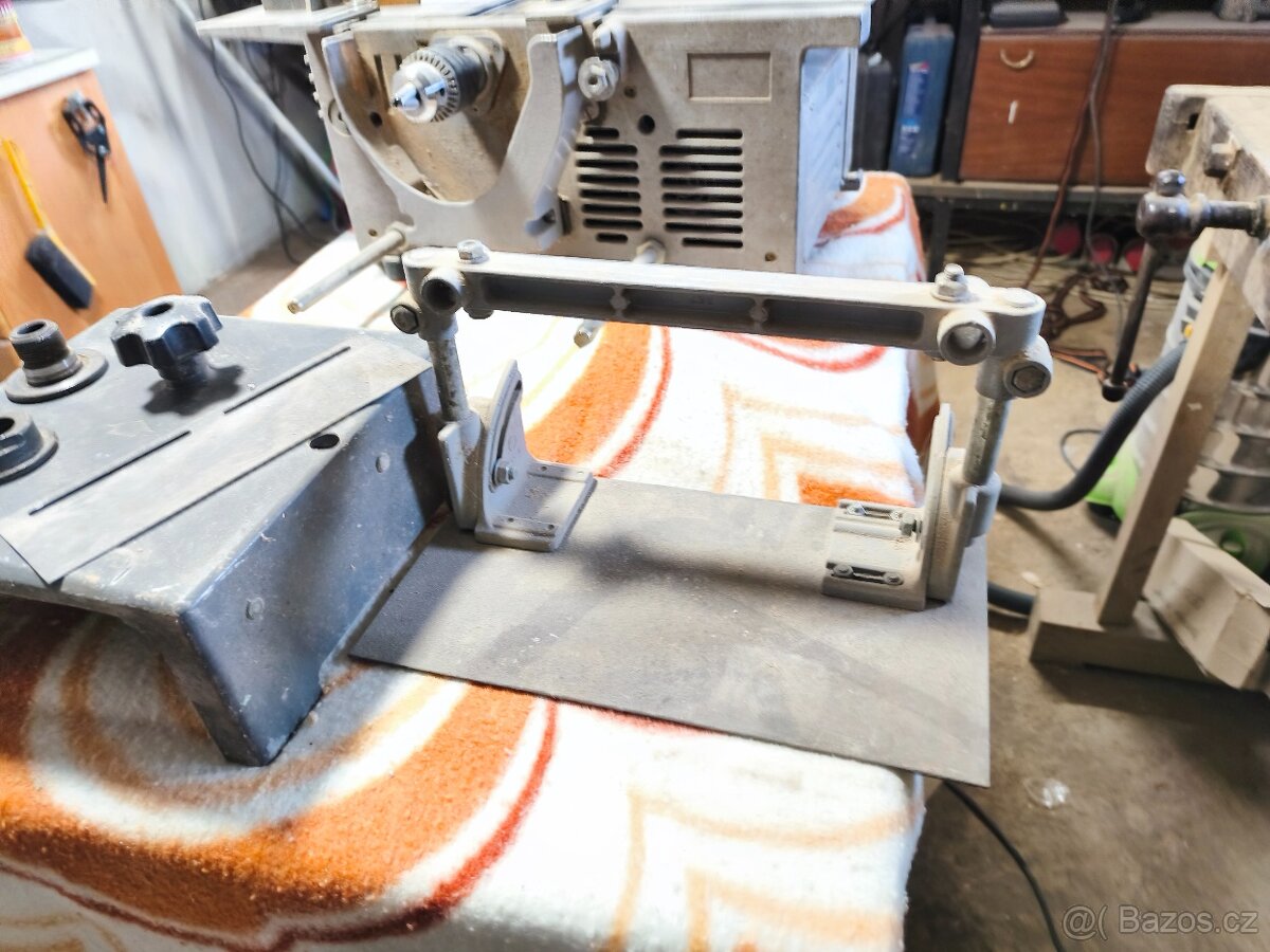 3 DŘEVOOBRÁBĚCÍ STROJE - 8
