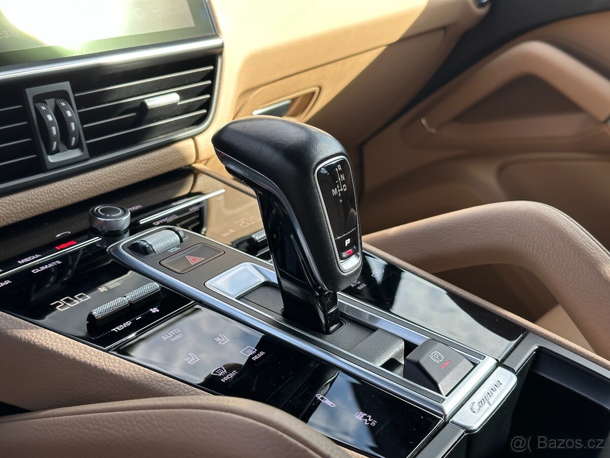 Porsche Cayenne 2018 - 8