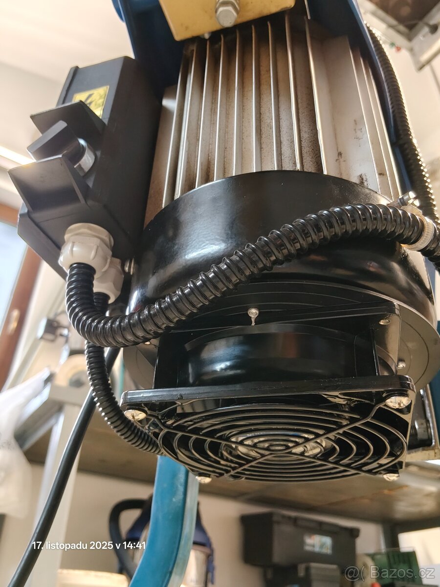 Štípačka na dřevo 5 tun - 8