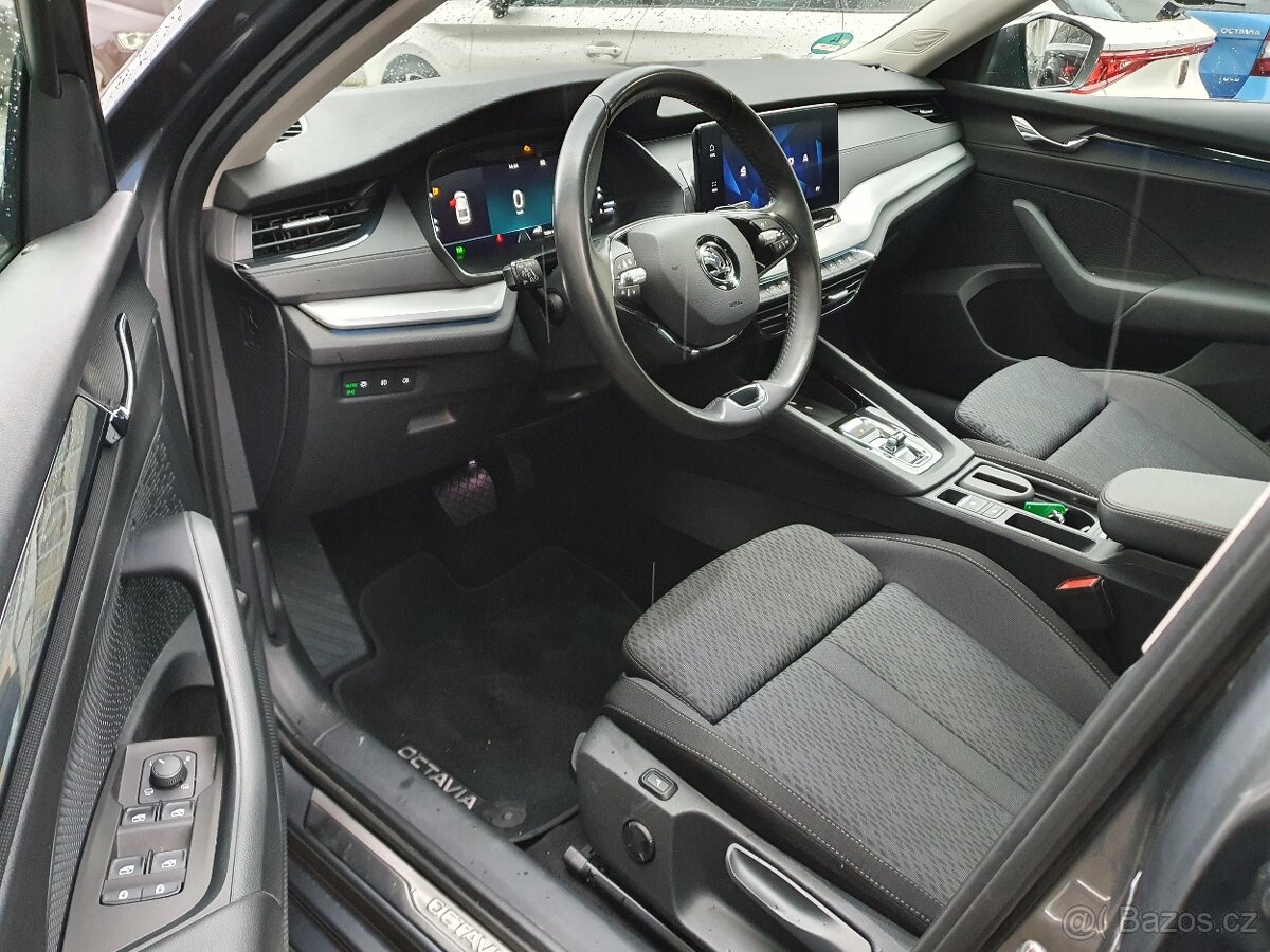 Škoda Octavia 4 iV Sedan 1.4TSI 150kW DSG - záruka Autodraft - 8
