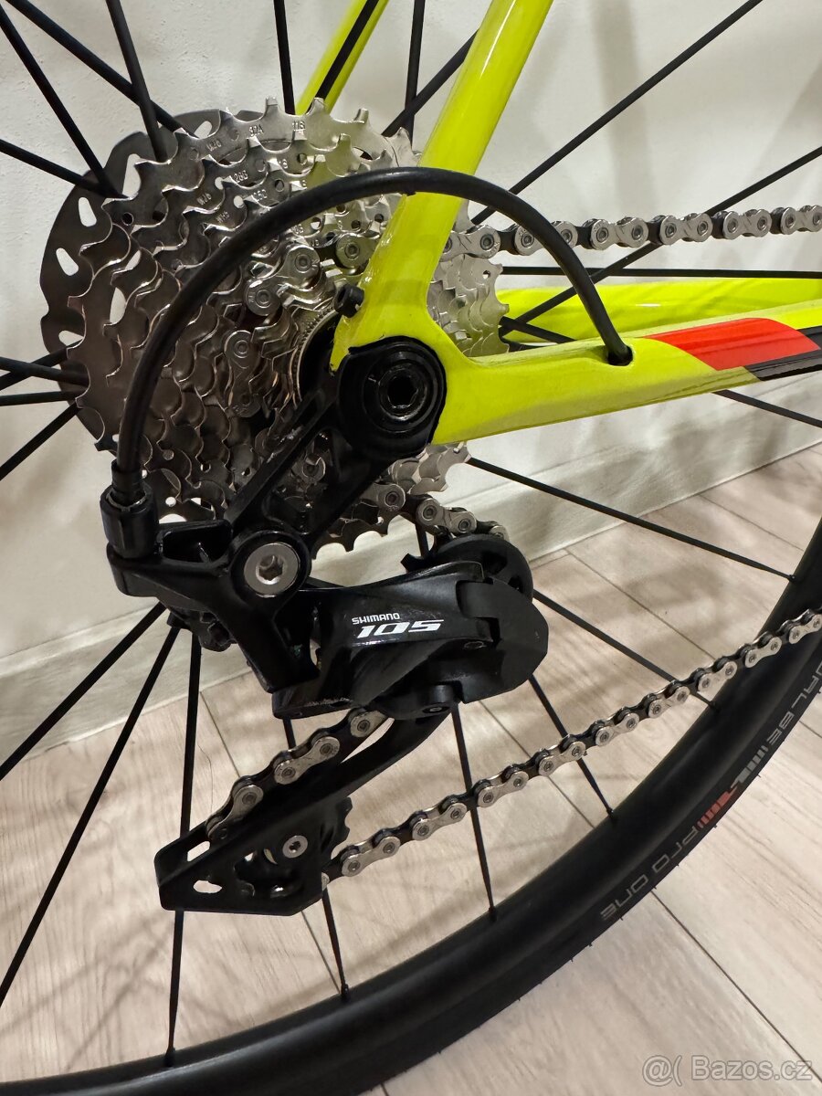 Nejeté karbonové kolo Superior Škoda Road - 1/2 ceny nového - 8