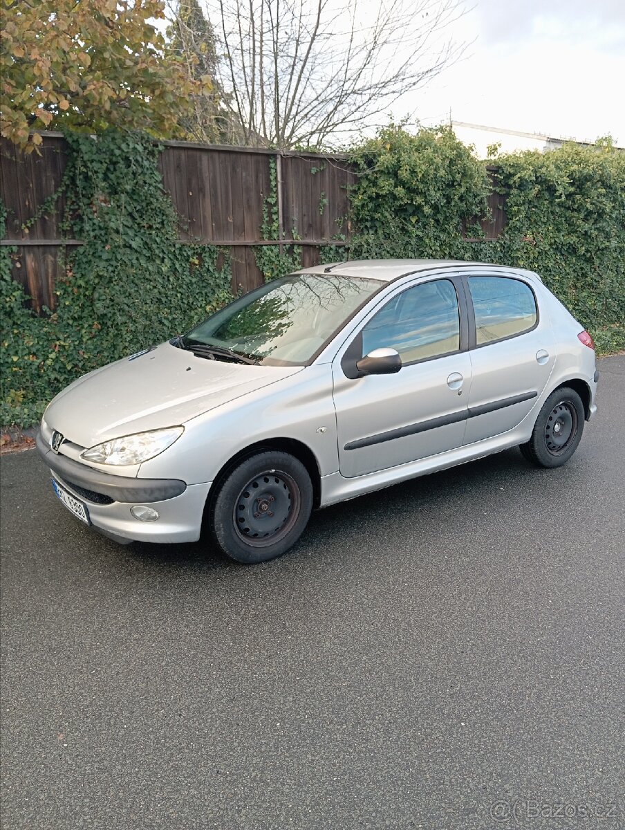 Peugeot 206 1.1 44 kW | 2005 | po velkém servisu | nová STK - 8