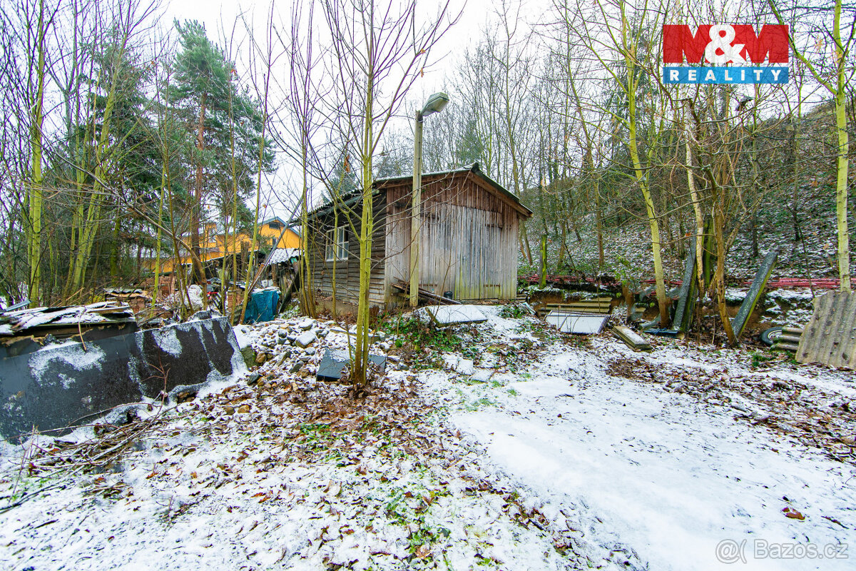 Pronájem venkovního parkování, 1000 m², ul. U Pošty - 8