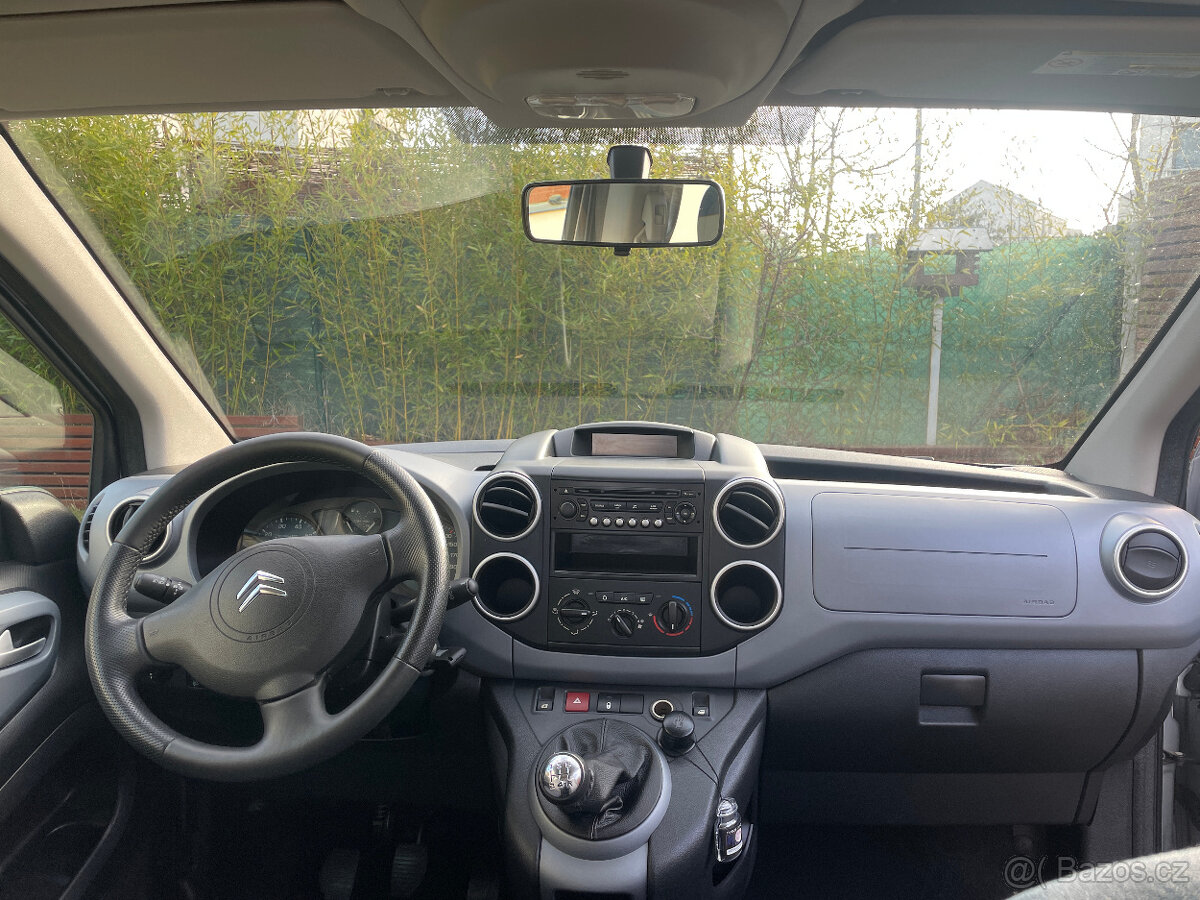 Citroën Berlingo: pro převoz vozíčkáře - 8