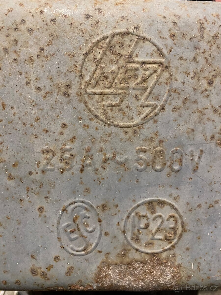 Pila cirkulárka - 8