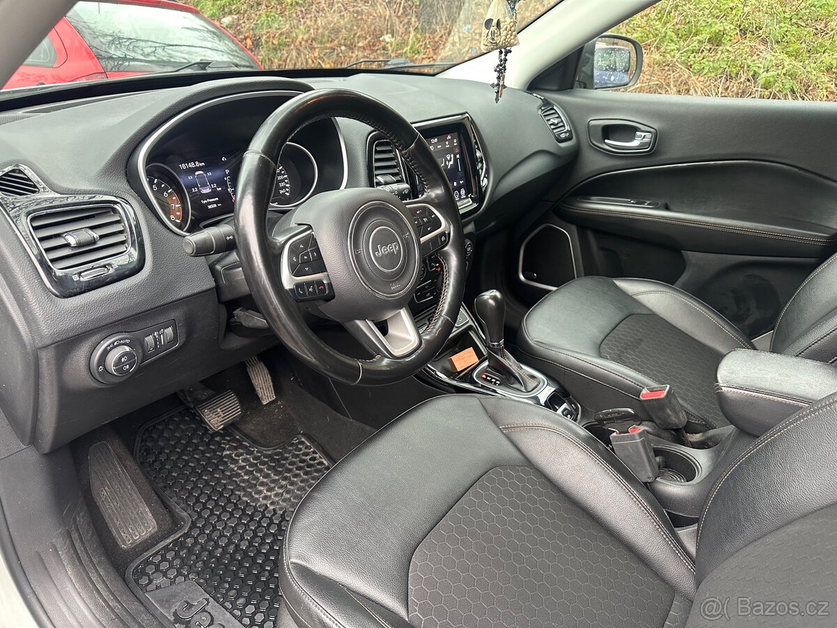 Prodam Jeep Compass 1.3 T-GDi (110 kW) Najeto: 33 000 km - 8