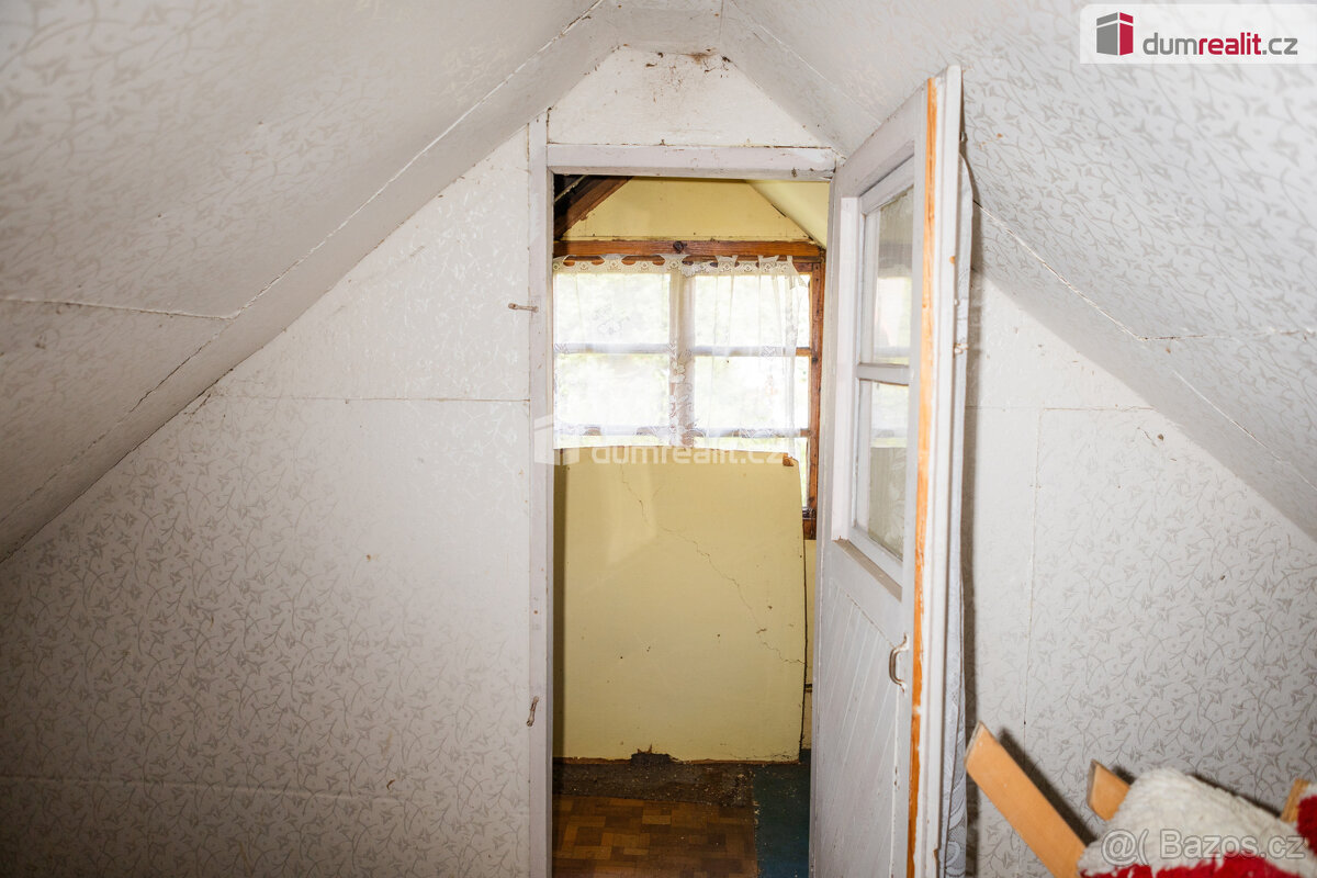 prodej chaty 2+1, 65 m2 Horní Bezděkov, pozemek 442m2 - 8