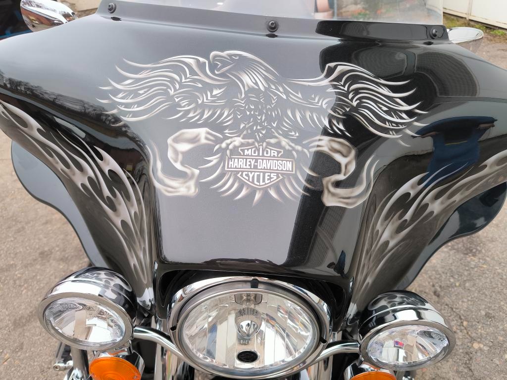 HARLEY DAVIDSON ELECTRA GLADE - 8